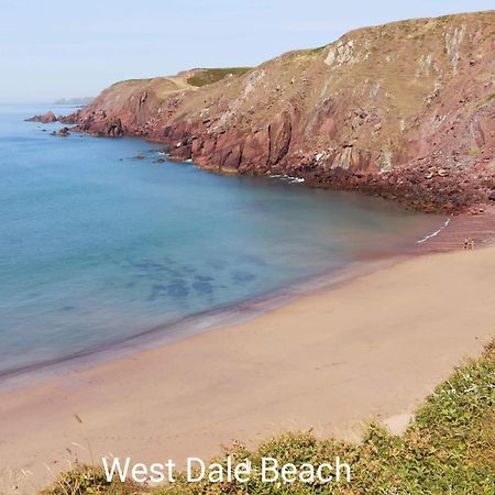 Holiday Home In Dale, Pembrokeshire ห้อง รูปภาพ